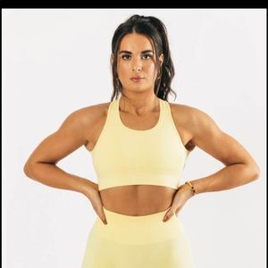 Alphalete vault lemonade sports bra